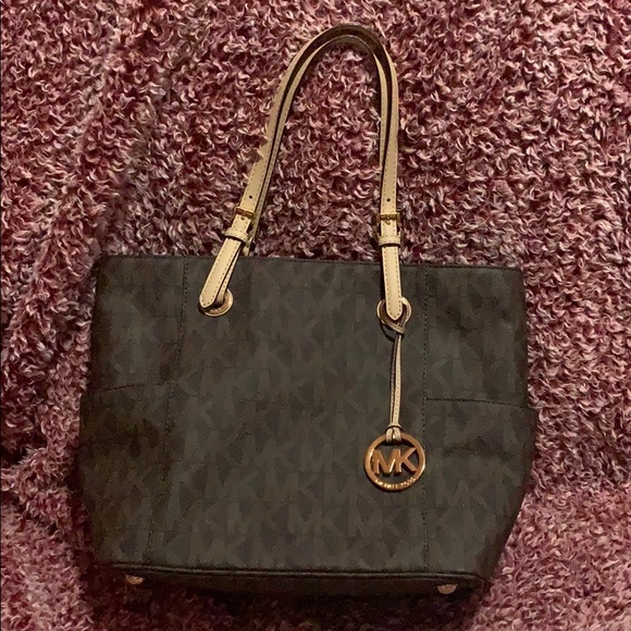 Michael Kors Handbags - Michael Kors Signature Brown Tote